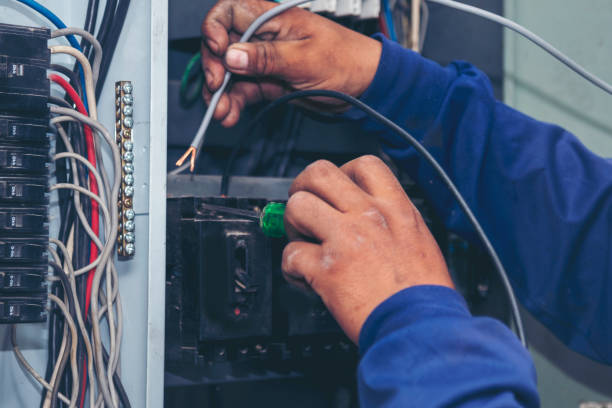 Best Local Electrician Companies  in Elmhurst, IL